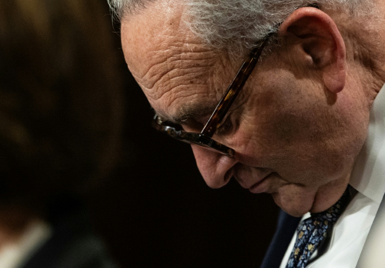 Le chef de la minorité démocrate au Sénat, Chuck Schumer, lors d'une conférence de presse au Capitole de Washington, le 30 septembre 2025