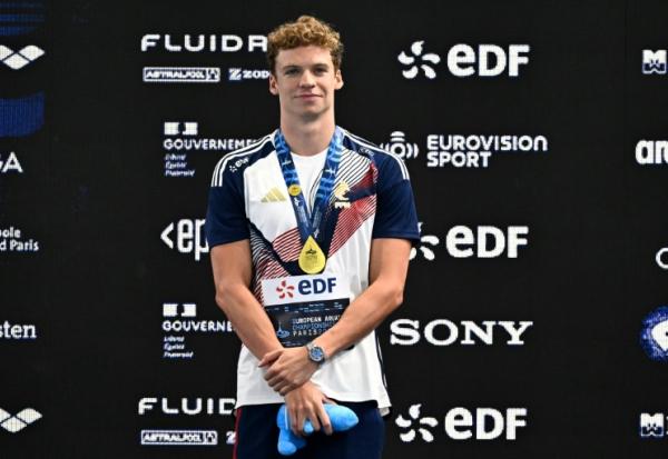 Léon Marchand à Saint-Denis le 15 août 2026