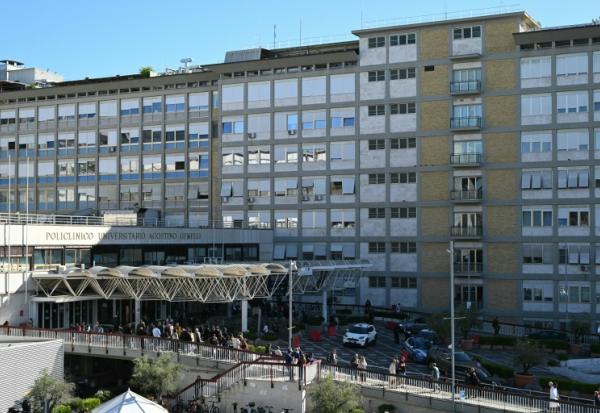 L'hôpital Gemelli à Rome où est hospitalisé le pape Léon XIV, le 14 octobre 2026