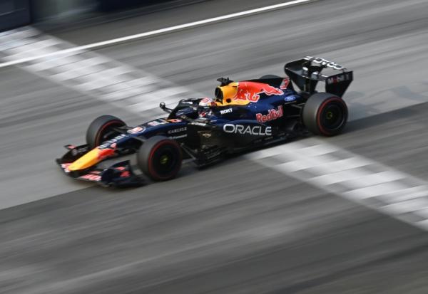 Max Verstappen au volant de sa Red Bull à Sepang, Malaisie, le 4 octobre 2026