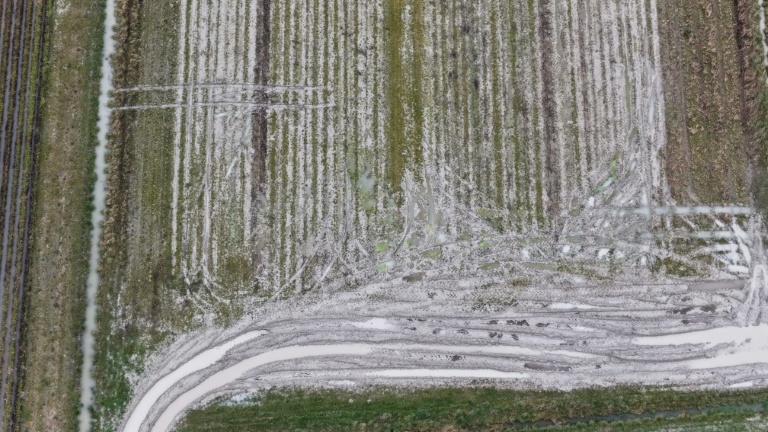Photo aérienne d'un champ de carottes inondé après les pluies qui ont frappé l'ouest de la France, le 19 février 2026 à Roz-sur-Couesnon, en Ille-et-Vilaine