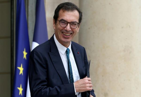 Le ministre du Travail, Jean-Pierre Farandou, quitte le palais de l'Élysée à Paris après le Conseil des ministres hebdomadaire, le 31 août 2026