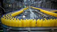 Le site du groupe japonais Suntory, à Donnery dans le Loiret, qui produit notamment de l'Orangina, le 13 juin 2025