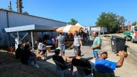 Salariés de Fibre Excellence protestant à Tarascon, dans les Bouches-du-Rhône, le 29 juillet 2026.