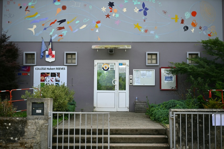 L'entrée du collège Hubert-Reeves à Fleurance (Gers), où était scolarisée Lyhanna, le 5 juin 2026