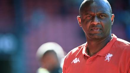 Patrick Vieira, alors entraîneur du Genoa, lors d'un match amical à Rennes