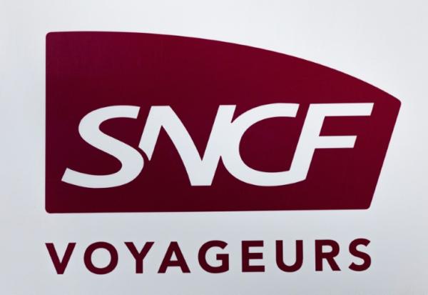 La SNCF a décidé de supprimer 71 trains Intercités qui devaient circuler de jeudi à lundi, pour "prévenir les pannes potentielles de climatisation liées aux très hautes températures" alors qu'une nouvelle vague de chaleur déferle sur la France