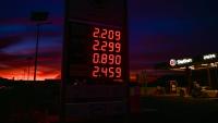 Les prix du carburant affichés dans une station-service de Portiragnes, dans l'Hérault, le 21 septembre 2026