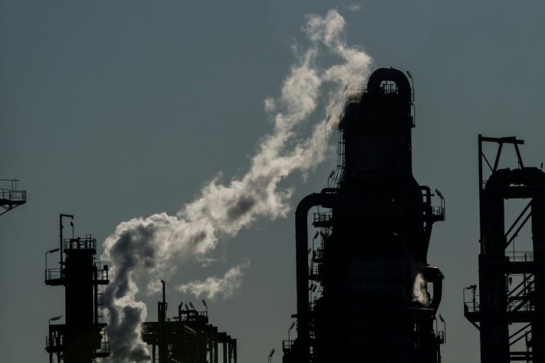 Les émissions de gaz à effet de serre en France ont plus baissé qu'estimé initialement en 2024 (-3,0%) et en 2025 (-2,1%), même si le rythme marque le pas par rapport aux années précédentes