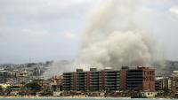 Une frappe aérienne israélienne sur un quartier de la ville de Tyr, dans le sud du Liban, le 15 mai 2026