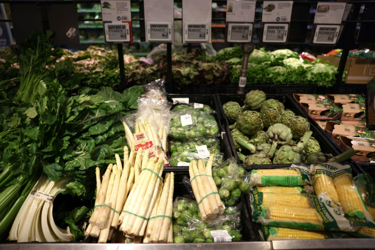 Rayon légumes danns un magasin Carrefour le 29 mars 2023 à Villeneuve-la-Garenne, dans les Hauts-de-Seine.
