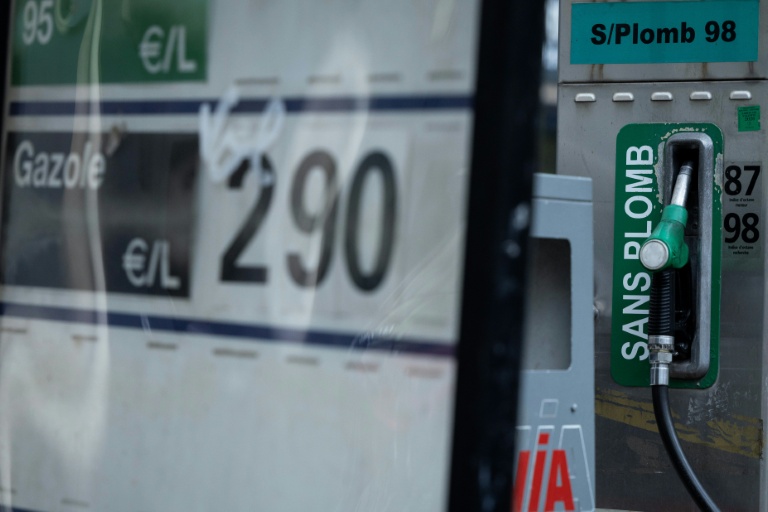 Les pays de l'UE doivent se réunir pour tenter d'offrir une réponse unie à la flambée des prix du diesel
