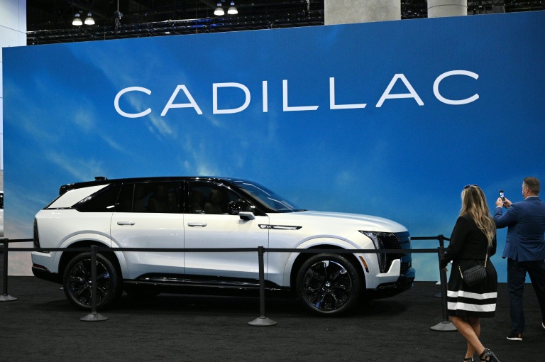 Un SUV Cadillac Escalade IQ 1000E4 électrique, le 21 novembre 2024 à Los Angeles (Californie)