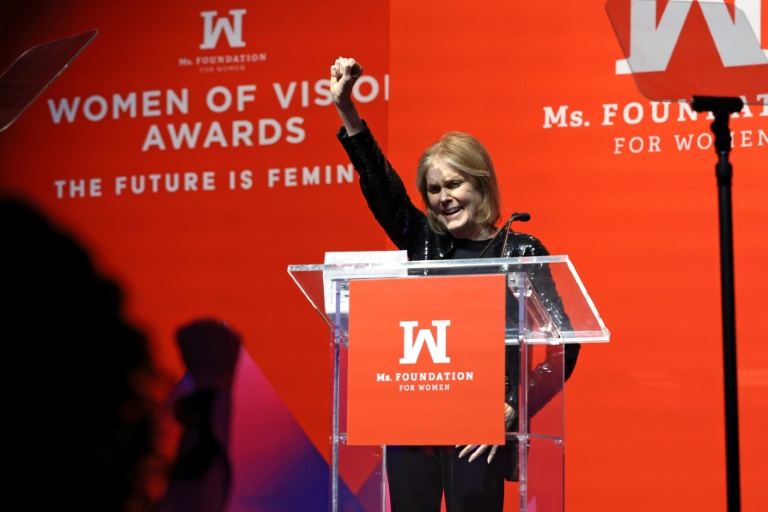 La militante féministe Gloria Steinem à New York le 17 mai 2022