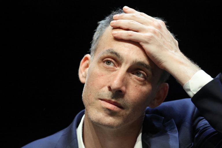 Raphaël Glucksmann participe à un débat à Montrouge, au sud de Paris, le 22 juin 2026
