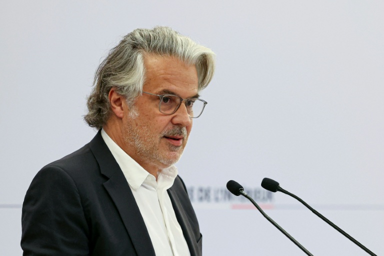 Le président de la Ligue de football professionnel (LFP) tient une conférence de presse au ministère de l'Intérieur, place Beauvau à Paris, le 25 juin 2025