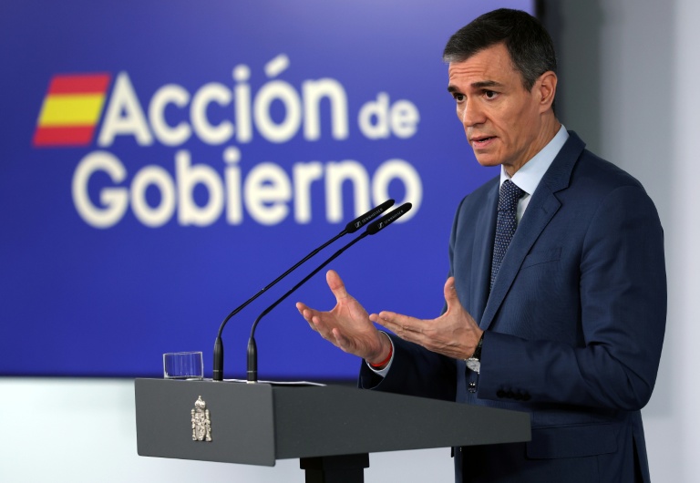 Le Premier ministre espagnol Pedro Sanchez lors d'une conférence de presse à Madrid, le 20 mars 2026