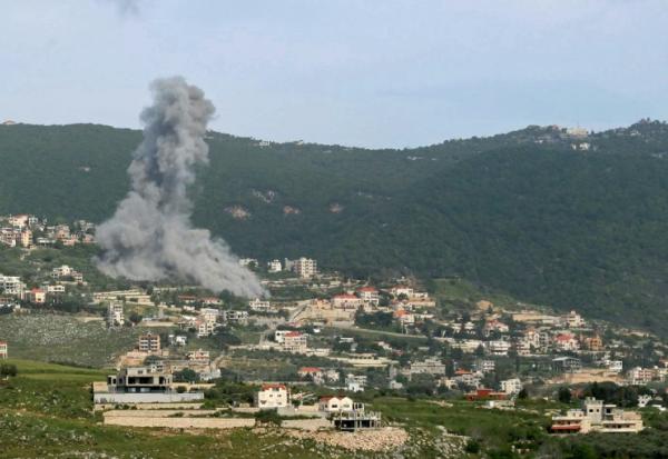 Sur le site d'une frappe israélienne sur le village de Jarjouaa, dans le sud du Liban, le 13 mai 2026