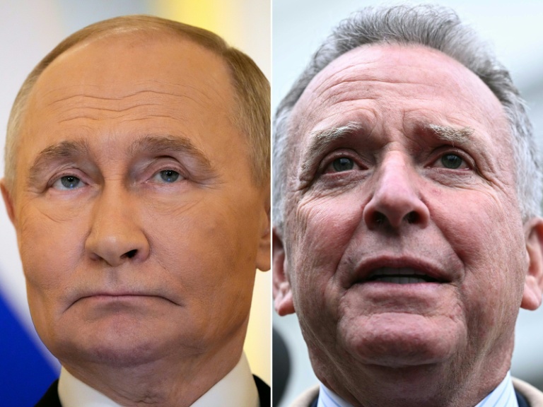 A gauche, le président russe Vladimir Poutine, le 12 novembre 2025 au Kremlin, à Moscou; à droite, l'émissaire américain Steve Witkoff, le 6 mars 2025 à la Maison Blanche, à Washington