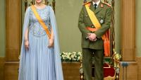 Le nouveau grand-duc du Luxembourg, Guillaume, et son épouse Stéphanie, lors de sa prestation de serment, à Luxembourg, le 3 octobre 2025