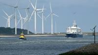 Le MV Hondius approche du port de Rotterdam, aux Pays-Bas, le 18 mai 2026