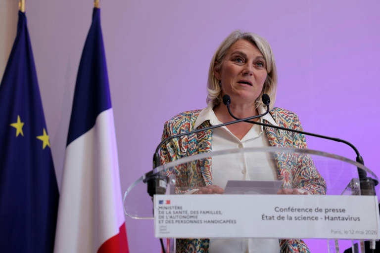 La ministre de la Santé, Stéphanie Rist, lors d'une conférence de presse faisant le point sur la situation concernant l'hantavirus, le 12 mai 2026 à Paris