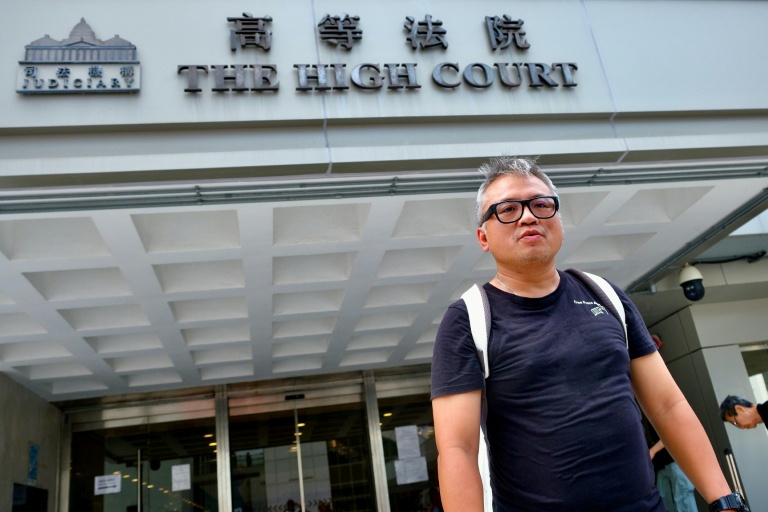 Ronson Chan, journaliste et ex-dirigeant du principal syndicat de journalistes de Hong Kong devant le tribunal à Hong Kong le 29 mai 2026
