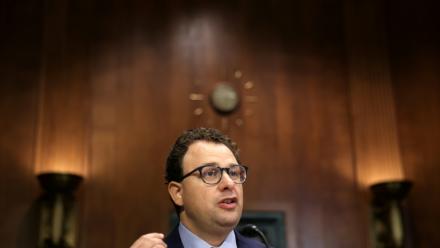 Le patron d'Anthropic Dario Amodei lors d'une audition au Sénat américain, le 25 juilllet 2023