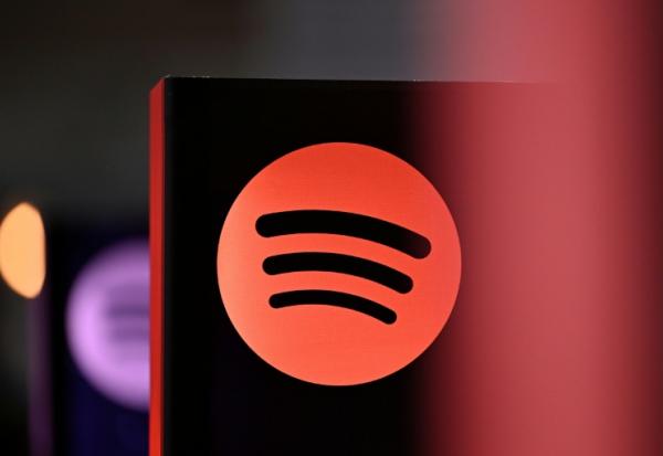 Le logo de la plateforme de streaming audio Spotify, à Francfort le 17 octobre 2025.