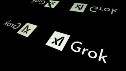 Le régulateur britannique de la sécurité sur internet a annoncé lundi l'ouverture d'une "enquête formelle" visant le réseau social X "concernant des images à caractère sexuel diffusées" par son assistant d'intelligence artificielle Grok