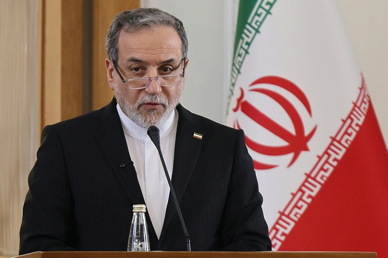 Le ministre iranien des Affaires étrangères Abbas Araghchi, le 18 janvier 2026 à Téhéran