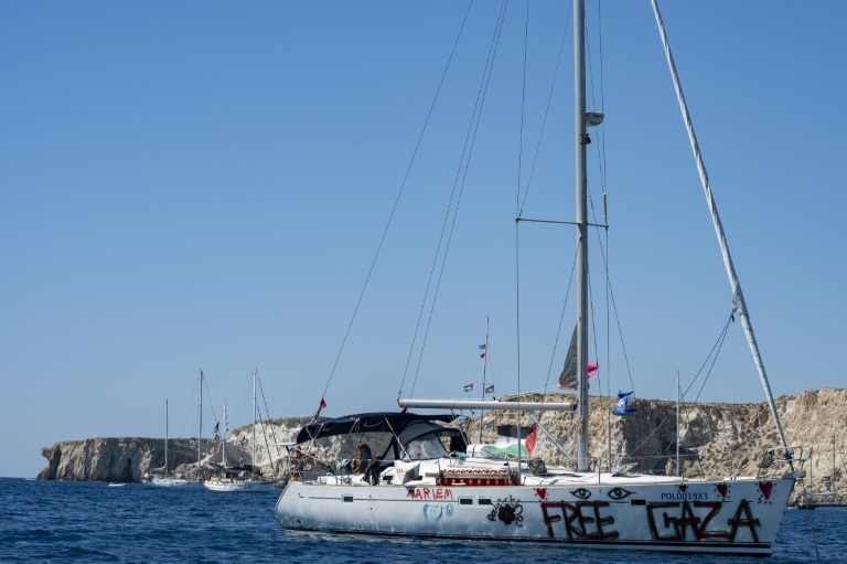 Des bateaux de la flottille Global Sumud pour Gaza au mouillage au sud de la Crète, le 26 septembre 2025