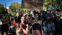 Des manifestants lors de la nouvelle journée de mobilisation pour le pouvoir d'achat et la défense des services publics, le 31 octobre 2026 à Marseille 