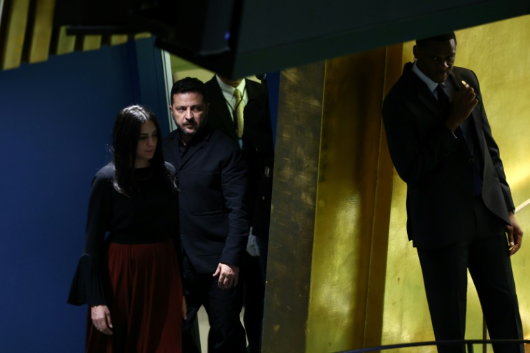 Le président ukrainien Volodymyr Zelensjy arrive à l'Assemblée générale de l'ONU, le 23 septembre 2026 à New York