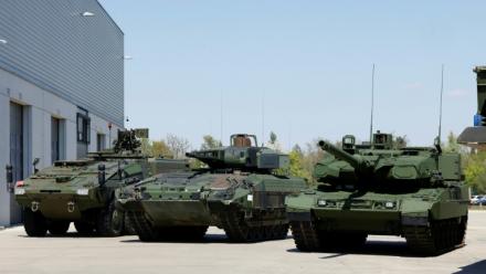 Des véhicules blindés fabriqués par KNDS à Munich, le 22 avril 2026