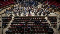Des patients souffrant de dépression, de trouble bipolaire, de schizophrénie ou de troubles de la personnalité assistent aux répétitions de l'orchestre de Toulouse au théâtre de la Halle aux Grains à Toulouse, le 10 février 2026