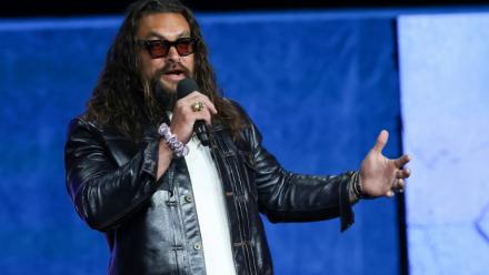 Jason Momoa fait la promotion du film "Supergirl" à Las Vegas le 14 avril 2026 
