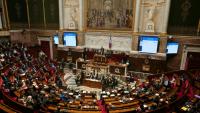 Le report des élections provinciales en Nouvelle-Calédonie va déclencher mercredi une nouvelle bataille parlementaire à l'Assemblée nationale