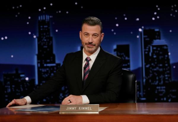 L'animateur américain Jimmy Kimmel, lors de son retour à la télévision après une semaine de suspension, à Los Angeles, aux Etats-Unis, le 23 septembre 2025