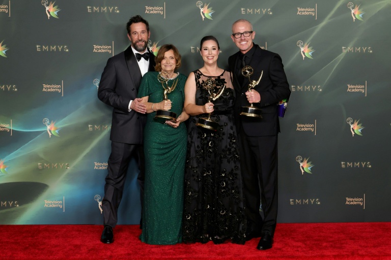 Noah Wyle, Cathy Sandrich Gelfond, Erica Berger et Seth Caskey, lauréats du prix du meilleur casting pour une série dramatique pour 