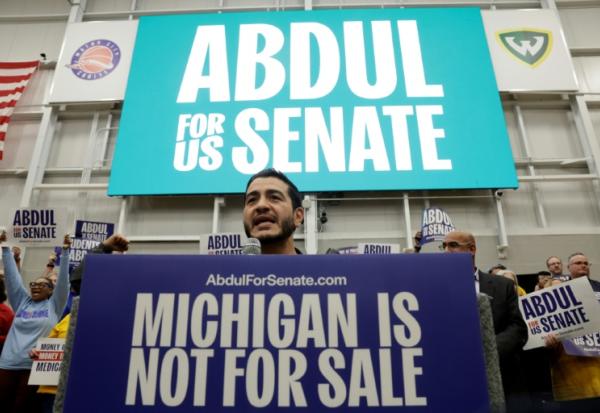 Le candidat démocrate au Sénat dans le Michigan, Abdul El-Sayed, lors d'un meeting à l'université Wayne State, à Detroit, le 22 octobre 2026