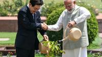 Le président sud-coréen Lee Jae-myung et le Premier ministre indien Narendra Modi, à New Dehli, le 20 avril 2026