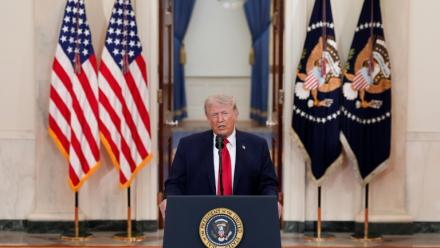 Le président américain Donald Trump s'exprime lors d'une allocution à la nation sur la guerre en Iran, à la Maison Blanche à Washington, le 1er avril 2026