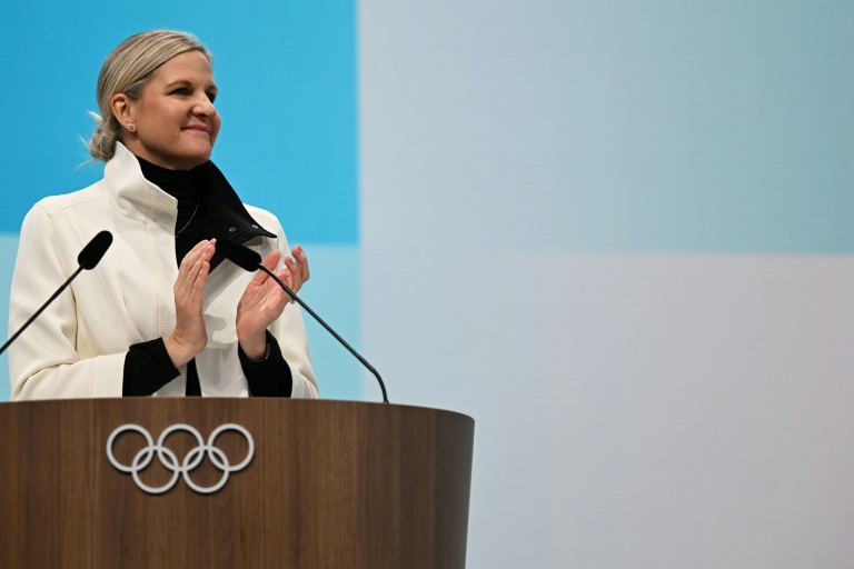 La présidente du CIO Kirsty Coventry lors d'un discours à Milan, Italie, le 3 février 2026