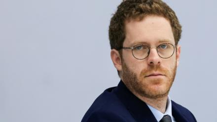 Le ministre de l'Action et des Comptes publics David Amiel, à Paris le 18 octobre 2026.

