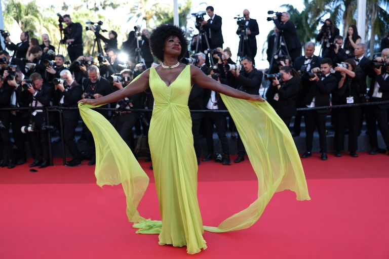 L'actrice américaine Viola Davis, ambassadrice de la marque L'Oréal, sur le tapis rouge du 78e Festival de Cannes, le 23 mai 2025