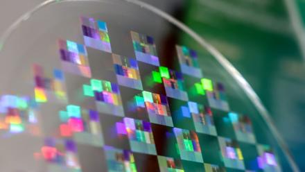 Inquiète de sa vulnérabilité vis-à-vis des puissances étrangères sur le plan technologique, l'Union européenne s'apprête à annoncer des mesures inédites pour tenter de réduire sa dépendance à l'égard des géants américains du numérique