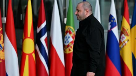 Roustem Oumerov, chef du Conseil de sécurité ukrainien, au siège de l'OTAN à Bruxelles le 10 avril 2025