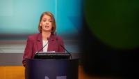 La gouverneure de la Banque de Norvège, Ida Wolden Bache, lors d'une conférence de presse à Oslo le 19 juin 2025
