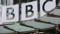 La BBC accuse Donald Trump de traîner les pieds dans sa procédure en diffamation contre le groupe audiovisuel public britannique